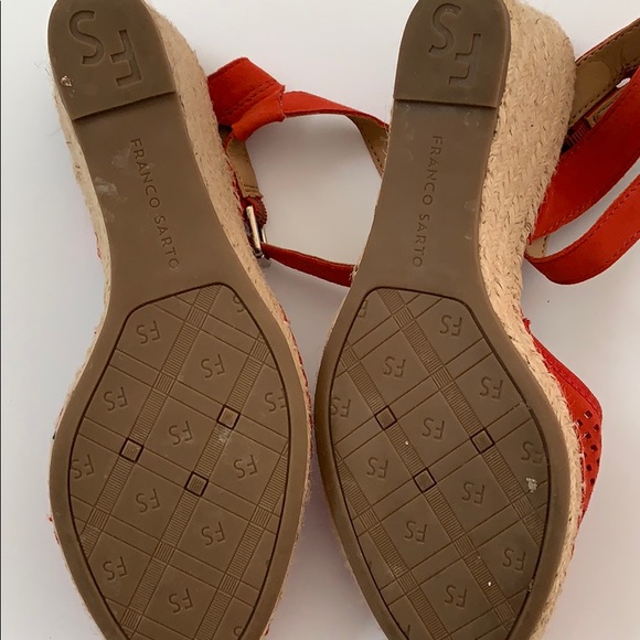 Shoes - Picture 2 of 3